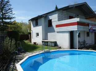 SOMMERHAUS AN DER DONAU MIT POOL