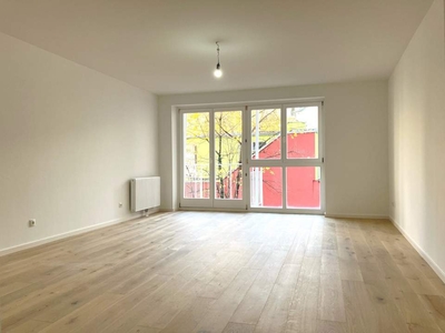 1180! Schöne 1-Zimmer Wohnung mit Balkon und inkl. Stapelparker!