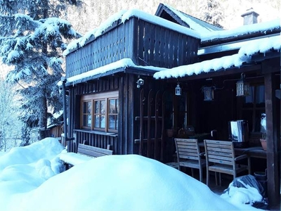 Ein Knusper-Häuschen in Gosau im Dachsteingebiet-West.