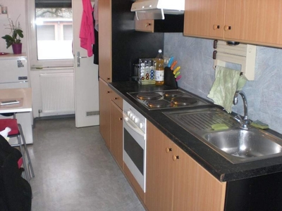 2 Zimmer Wohnung mit ca. 40 m² im Zentrum von Linz, 2 Minuten zur Landstrasse