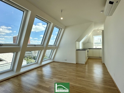 Moderne Maisonette-Dachgeschosswohnung nahe der Mariahilfer Straße: Einbauküche und Freifläche inklusive!