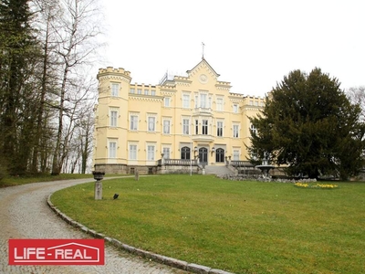 tolle Garconniere direkt im Schloss Voglsang incl. Heizung und Parkplatz