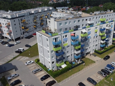 SOFORT verfügbare Mietwohnung mit Balkon im 7. Liftstock & Parkplatz-Option nahe Merkur City (Top 67)