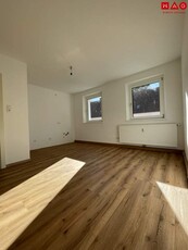 Attraktives Wohnen in erstklassiger Lage: helle 2-Zimmer Wohnung mit großer Küche und Wohlfühlcharakter in Steyr Münichholz verspricht 1A-Infrastuktur! FRISCH SANIERT und UNBEFRISTET!