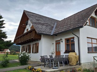 Helle 77 m² Erdgeschosswohnung mit Garten in ruhiger Traumlage nahe der Altenbachklamm