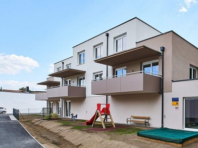 2-Zimmerwohnung mit Balkon und PKW-Abstellplatz