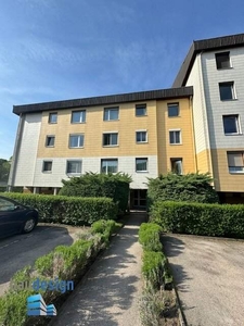 Langenzersdorf ! Sehr schöne geräumige Wohnung mit Ausblick auf den Bisamberg und Kahlenberg !