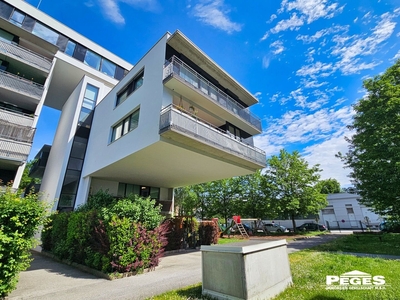 STADTGEFLÜSTER: 2-Zimmer-Wohnung mit Balkon und Tiefgarage in zentraler Stadtlage - Nähe Salzburg AG