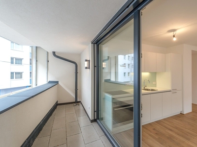 ab 1.11.24: helle 3 Zimmer Neubauwohnung mit Balkon // 5.OG. // U-Bahn-Nähe!