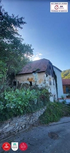 **Märchenhaft** großes Grundstück mit grandiosen Ausblick auf die Burgruine Rehberg in 3500 Krems an der Donau