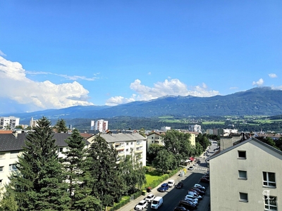 Sehr gepflegte 3-Zimmer-Wohnung mit Loggia in Innsbruck