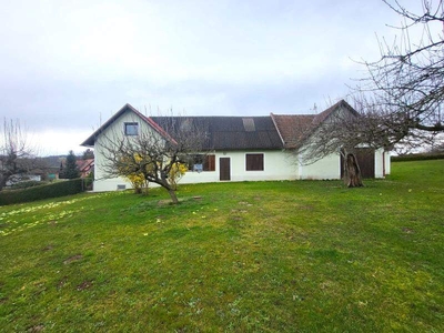 Großzügiges Bauernhaus (160m²) mit viel Grund und Weitblick in Übersbach!