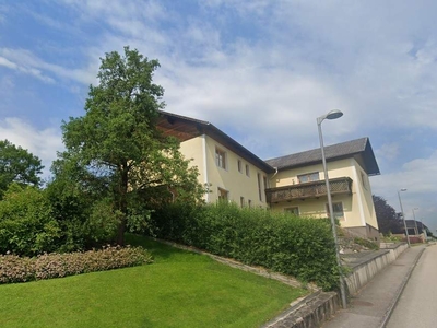 Mehrparteienwohnhaus in Stephanshart