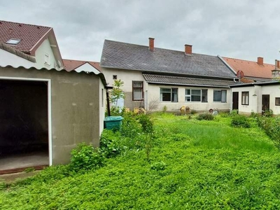 !!!SCHNÄPPCHENALARM!!! Zentrales Baugrundstück mit Abbruchhaus- gute Bebauungsmöglichkeiten!