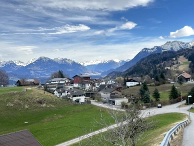 sonniges Grundstück/Bauland am Hang