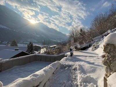 UNVERBAUBARER AUSBLICK MIT 2 EINHEITEN UND VIEL PLATZ