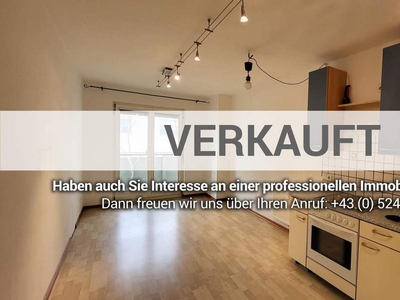 VERKAUFT! Gepflegte 2 Zimmer Starterwohnung mit großem Balkon in Schwaz