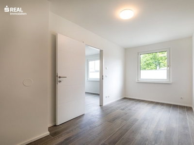 Mariahilfer Straße: ca. 43 m², 2 Zimmer, neue Einbauküche,