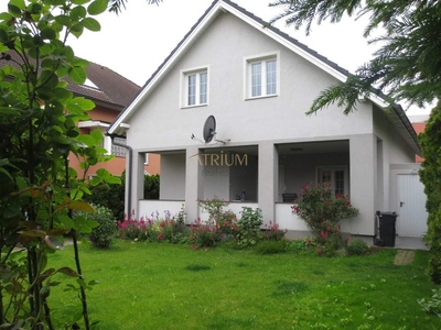 1210 Wien, Top saniertes 175m² grosses Einfamilienhaus mit Garage auf einem 535m² Grundstück. Nähe Siemensstraße