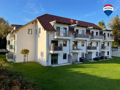 Attraktive Singlewohnung mit Balkon ( Top 18, 34,22 m², DG )