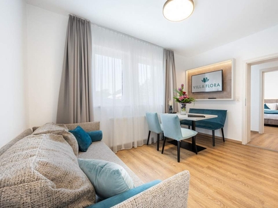 Renditeobjekt mit 5% * - Attraktives 2-Zimmer Apartment mit Terrasse und Pool! Provisionsfrei für Käufer!