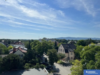 Elegantes Eigentum mit Grünblick