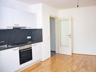 ++ Jetzt 2 Monatsmieten frei* ++ Aktion gültig bis 30.09.2024 ++Dein neues Zuhause mit Balkon & Tiefgarage!++ Check diese stylische 2-Zimmer-Wohnung in Top-Lage ab!++