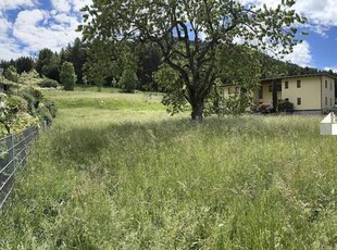 Die optimale Größe für Ihr Bauvorhaben und Wohnprojekt in GÖFIS. Verwirklichen Sie Ihr Bauprojekt in GÖFIS, in Stadtnähe zu Feldkirch und Rankweil, auf diesem weitläufigen Grundstück mit ca. 1.676 m² Grundfläche.