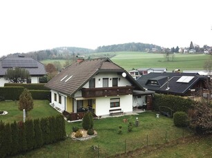 Gepflegtes Einfamilienhaus in ruhiger Lage in Moosburg!