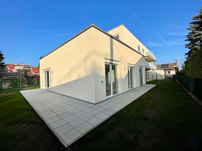 - ERSTBEZUG - Moderne, familienfreundliche 4-Zimmer Gartenwohnung mit Garagenplatz -