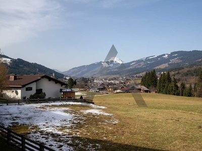 Grundstück mit Landhaus mit Freizeitwohnsitz in Traumlage - Ski in / Ski out - Kirchberg in Tirol