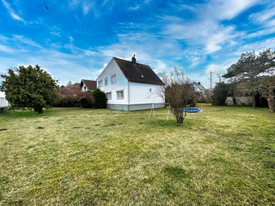 EINFAMILIENHAUS | riesiger Garten + herrliche Terrasse | Garage | Platz für die ganze Familie | Ruhelage | grüne Umgebung