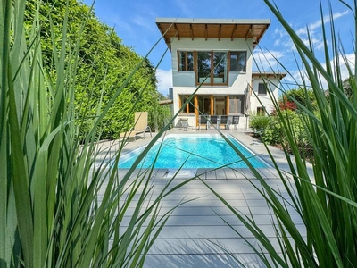 Charmantes Haus mit Pool und Gartenparadies in bester Eisenstädter Lage