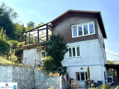 919 m² Grund - unverbaubarer Fernblick - zuzügl. 407 m² Wald - ca. 170 m² Wohnfläche - sanierungsbed. - Klosterneuburg Kierling