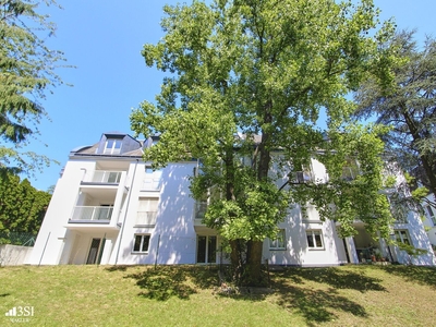 Großzügige 4-Zimmer-Wohnung mit Terrasse