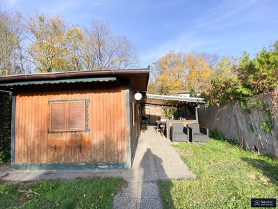 FERIENHAUS IN KLEINGARTENSIEDLUNG - MITTEM IM PRATER - GRÜNRUHELAGE - SWIMMINGPOOL