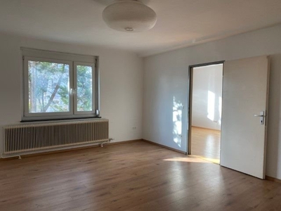 WG-taugliche Wohnung mit Loggia, 2 Küchen und 2 Bäder, Nähe Klinik Floridsdorf