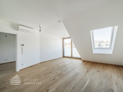 Erstbezug! Helle 3-Zimmer DG-Wohnung mit Balkon, Nähe Hyblerpark