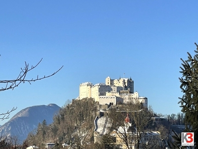 K3 - FESTUNGSBLICK GARANTIERT! Top renovierte, lichtdurchflutete 2-Zimmerwohnung im begehrten Salzburger Stadtzentrum!