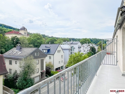 Renovierungsbedürftige 4-Zimmer-Terrassenwohnung bei U4, Garage optional