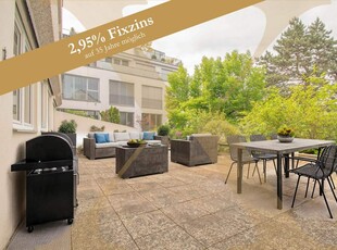 Exklusives Wohnjuwel mit Potential am Auberg: Großzügige 6,5-Zimmer-Wohnung mit Indoor-Swimmingpool und großer Terrasse zu verkaufen!