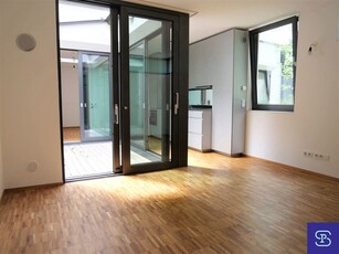 Provisionsfrei: Exklusives 53m² Hofgebäude + 7,4m² Terrasse und Einbauküche - 1160 Wien