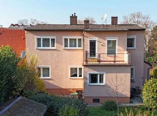 Zentral gelegenes Wohnhaus mit Bisambergblick! Fußläufig zur S-Bahn