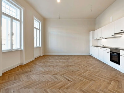 ERSTBEZUG-RESIDENZ WALLENSTEINPLATZ | Revitalisierter ALTBAU-CHARME direkt beim AUGARTEN!