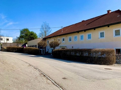 Ehemaliges Gasthaus mit großem und modernem Saal zu mieten