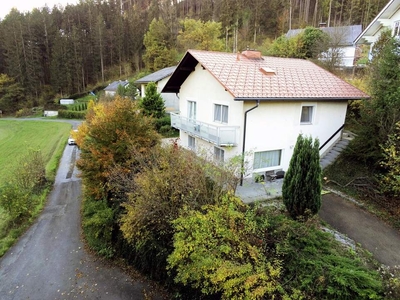 Einfamilienhaus mit Wintergarten und Doppelgarage am Ende einer Sackgasse