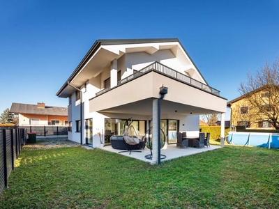 Exklusives Einfamilienhaus mit Garten und Doppelcarport in Feldkirchen bei Graz