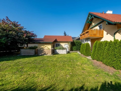 NEUER PREIS! Ihr Wohntraum - wunderschönes Wohnhaus mit gepflegtem Garten, Sauna, Garage und Carport