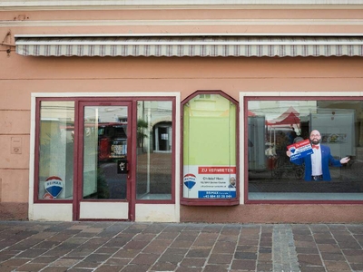 Machen Sie Ihr Geschäft zum Unikat: Renovierungsbedürftiges Geschäftslokal im Zentrum von St. Veit