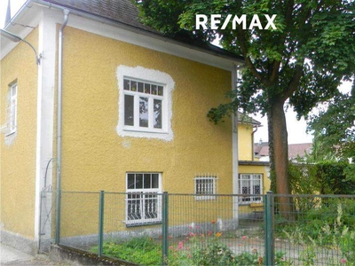 Mehrfamilienhaus/Büro in Schwanenstadt